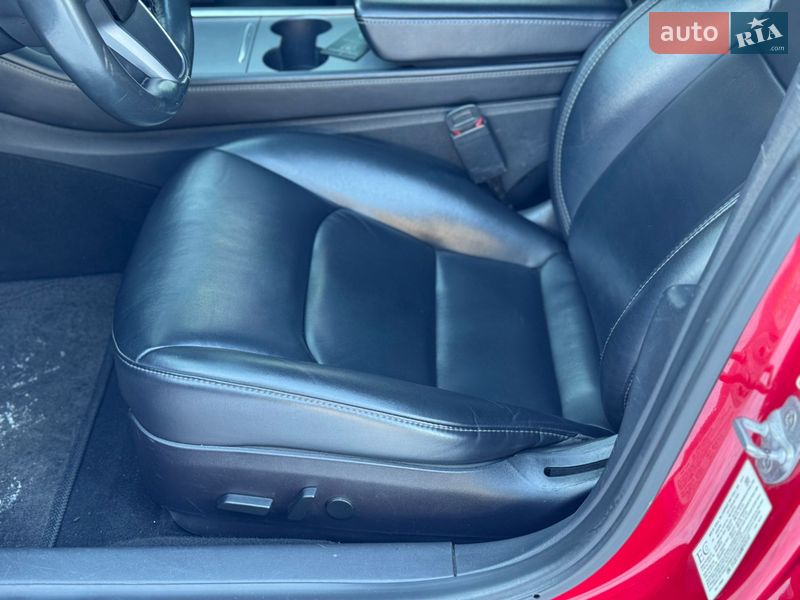 Седан Tesla Model 3 2021 в Ивано-Франковске