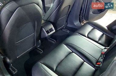 Седан Tesla Model 3 2018 в Львове