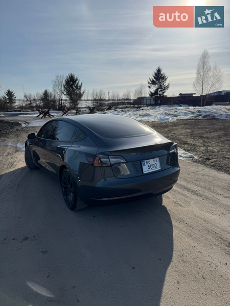 Седан Tesla Model 3 2022 в Тернополі