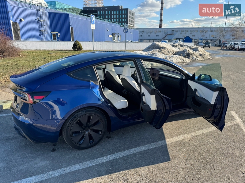 Седан Tesla Model 3 2024 в Киеве фото 12 Седан Tesla Model 3 2024 в Киеве