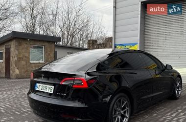 Седан Tesla Model 3 2021 в Каменском