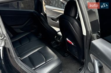 Седан Tesla Model 3 2021 в Каменском