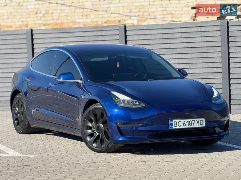 Tesla Model 3 2018
