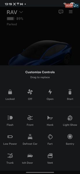 Седан Tesla Model 3 2024 в Львове