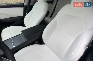 Седан Tesla Model 3 2024 в Запорожье