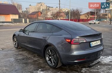 Седан Tesla Model 3 2021 в Ирпене