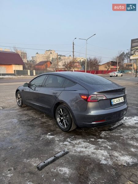 Седан Tesla Model 3 2021 в Ирпене