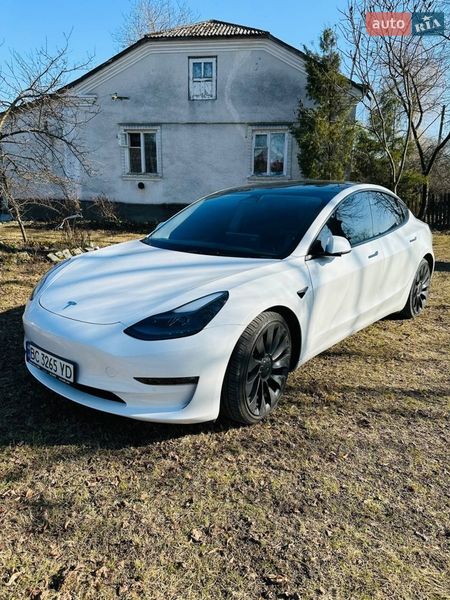 Седан Tesla Model 3 2022 в Львове фото 17 Седан Tesla Model 3 2022 в Львове
