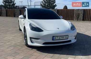 Седан Tesla Model 3 2022 в Ивано-Франковске