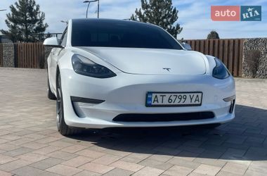 Седан Tesla Model 3 2022 в Ивано-Франковске