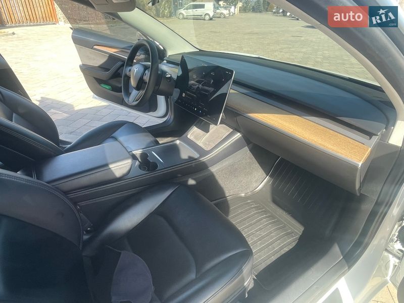 Седан Tesla Model 3 2022 в Івано-Франківську фото 29 Седан Tesla Model 3 2022 в Івано-Франківську