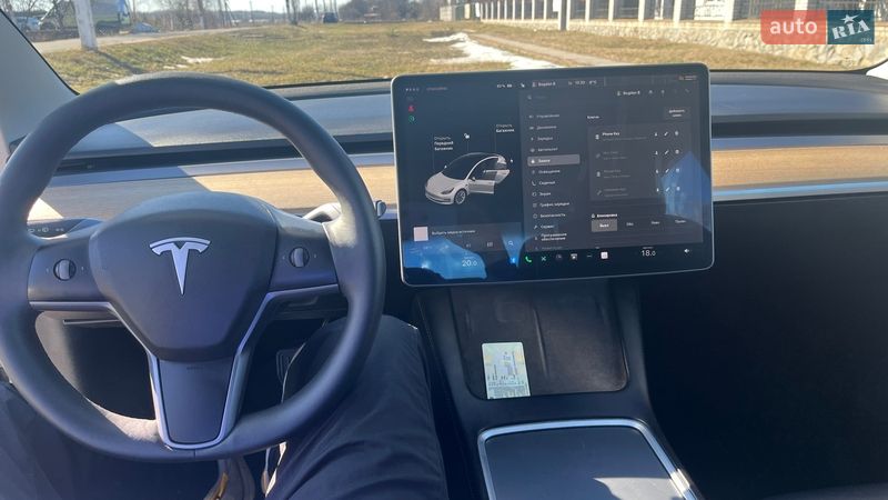 Седан Tesla Model 3 2021 в Баришівка
