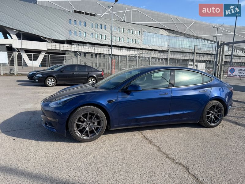 Седан Tesla Model 3 2021 в Львове фото 4 Седан Tesla Model 3 2021 в Львове