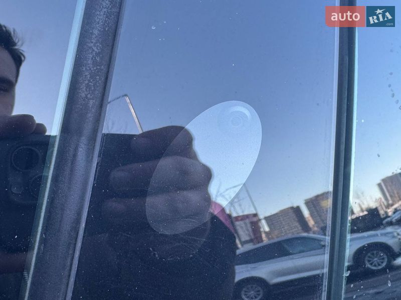 Седан Tesla Model 3 2022 в Киеве