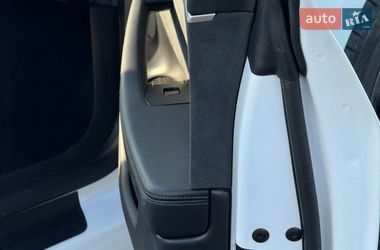 Седан Tesla Model 3 2024 в Снятине