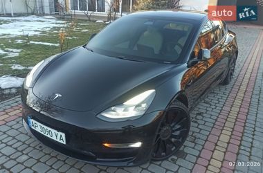 Седан Tesla Model 3 2021 в Вінниці