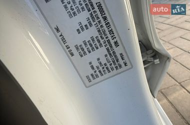 Седан Tesla Model 3 2022 в Дніпрі