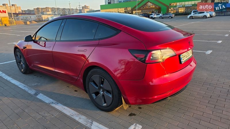 Седан Tesla Model 3 2021 в Одесі