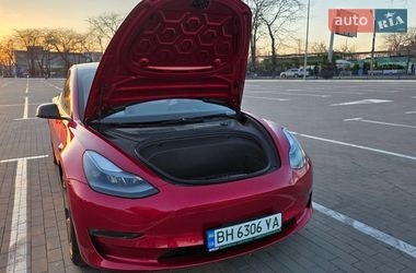 Седан Tesla Model 3 2021 в Одессе
