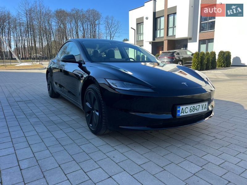 Седан Tesla Model 3 2024 в Ковелі