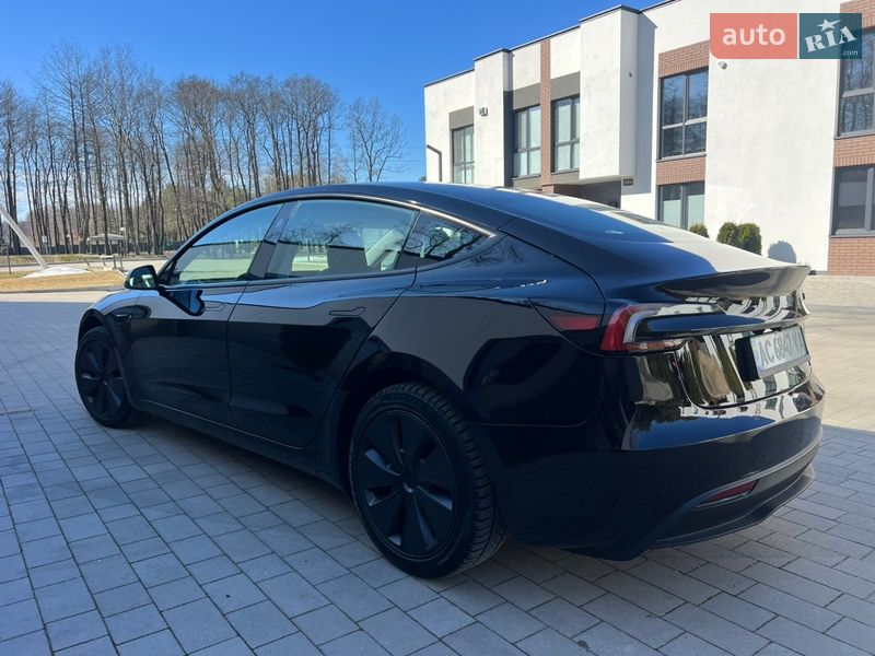 Седан Tesla Model 3 2024 в Ковелі