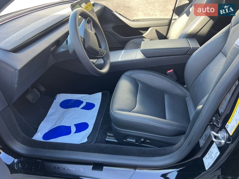 Седан Tesla Model 3 2024 в Ковелі