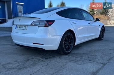 Седан Tesla Model 3 2020 в Львове