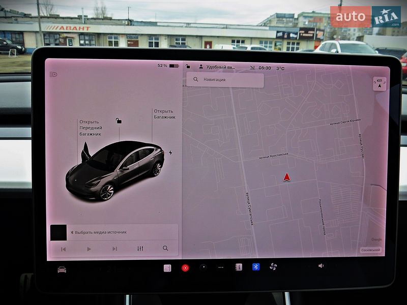 Седан Tesla Model 3 2019 в Черкасах