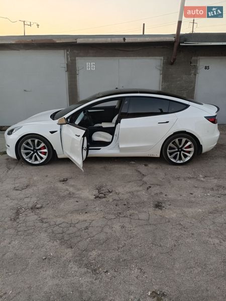 Седан Tesla Model 3 2022 в Кривому Розі фото 4 Седан Tesla Model 3 2022 в Кривому Розі