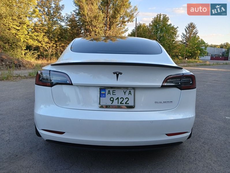 Седан Tesla Model 3 2022 в Кривому Розі фото 14 Седан Tesla Model 3 2022 в Кривому Розі