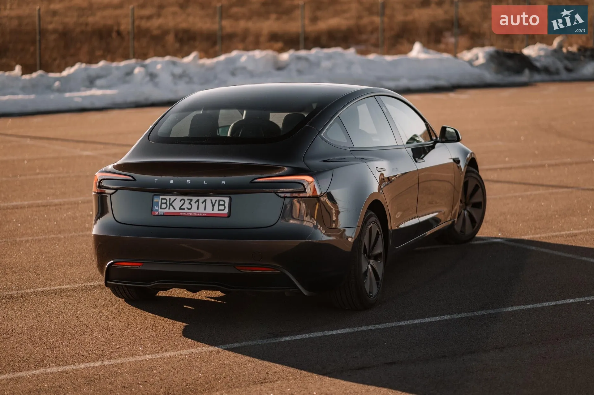 2025 Tesla Model 3 - мініатюра 24