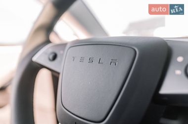Седан Tesla Model 3 2025 в Ровно фото 64 Седан Tesla Model 3 2025 в Ровно