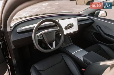 Седан Tesla Model 3 2025 в Ровно фото 73 Седан Tesla Model 3 2025 в Ровно