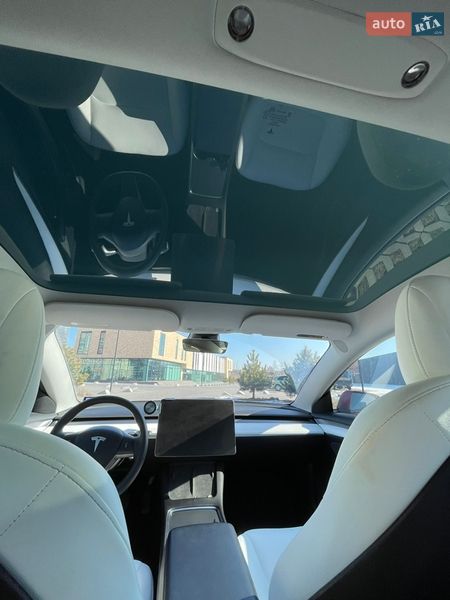Седан Tesla Model 3 2022 в Виннице фото 43 Седан Tesla Model 3 2022 в Виннице