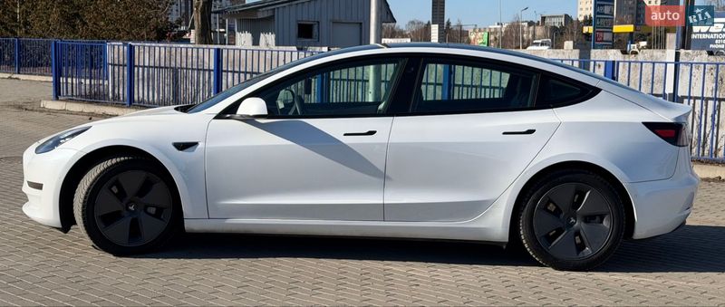 Седан Tesla Model 3 2020 в Ковеле