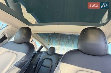 Седан Tesla Model 3 2020 в Харькове