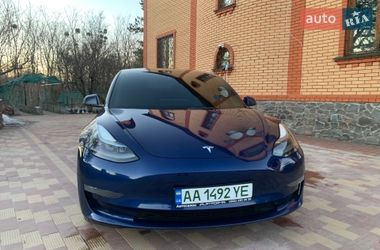 Седан Tesla Model 3 2022 в Обухове
