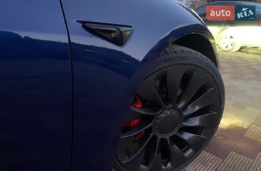 Седан Tesla Model 3 2022 в Обухове