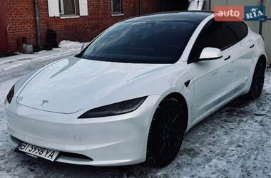 Седан Tesla Model 3 2024 в Полтаве