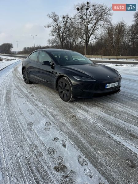 Седан Tesla Model 3 2024 в Києві фото 3 Седан Tesla Model 3 2024 в Києві
