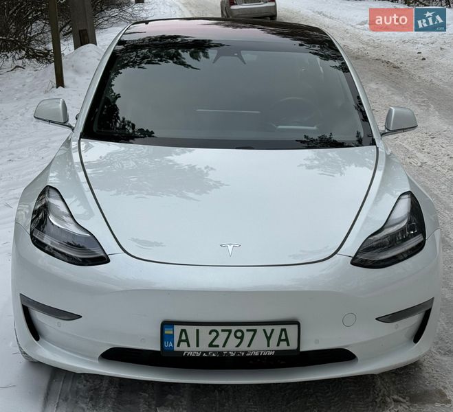 Седан Tesla Model 3 2018 в Киеве