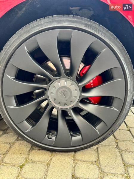 Седан Tesla Model 3 2021 в Львові