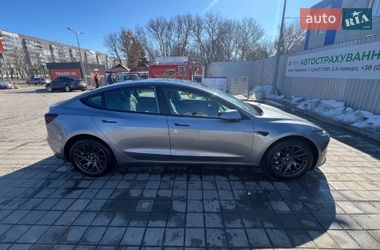 Седан Tesla Model 3 2024 в Черкассах