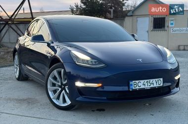 Седан Tesla Model 3 2018 в Дрогобыче