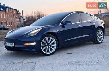 Седан Tesla Model 3 2018 в Дрогобыче