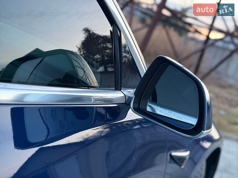 Седан Tesla Model 3 2018 в Дрогобыче