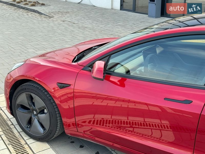 Седан Tesla Model 3 2019 в Луцьку