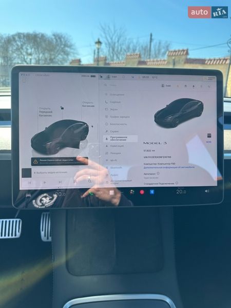 Седан Tesla Model 3 2022 в Измаиле