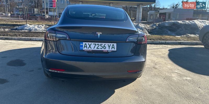Седан Tesla Model 3 2021 в Харькове