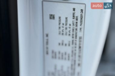 Седан Tesla Model 3 2021 в Коломые
